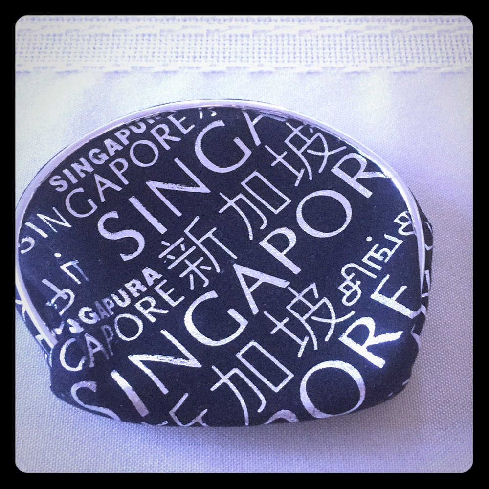 Coin purse.